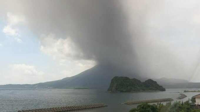 桜島で連続噴火続く　噴煙1500ｍ【きょう・あすの降灰予報】鹿児島|TBS NEWS DIG