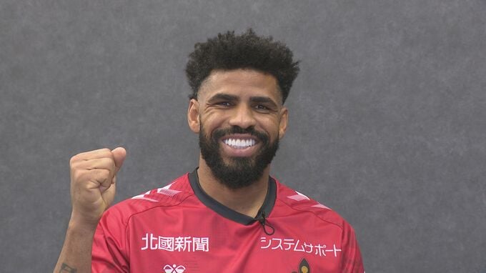 “J1で101得点”のストライカー ツエーゲン金沢に新加入のパトリック選手に単独インタビュー 金沢は「雪には慣れないが楽しくやっている」　|　石川県のニュース｜MRO北陸放送