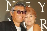 【 梅宮アンナ 】 “ 出会って10日婚 “ の夫とイベント初登場　密着してラブラブショット「手を繋いでいるのが日常」|TBS NEWS DIG
