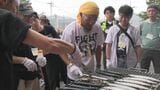 炎でなく熱でじっくりと 「さんま焼き師」の認定試験に全国から82人 本州トップクラスの水揚げ量誇るまちPRに一役 岩手・大船渡市|TBS NEWS DIG