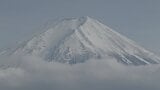 富士山で下山途中にバランス崩し滑落　オランダ人男性を救助　足首骨折の重傷|TBS NEWS DIG