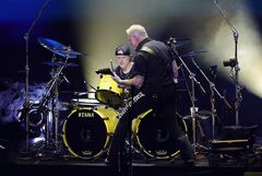 メタリカのコンサート映像、アップルのビジョン・プロで初公開へ| TBS CROSS DIG with Bloomberg