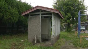 公園で個室トイレの男子中学生に窓の外から薄めた消毒液を水鉄砲で吹きかけたか　64歳男「トイレが臭いからかけた」|TBS NEWS DIG