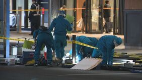 逃走の男は事件の少し前から駅前に姿が…【長野3人殺傷事件】犯行の機会をうかがっていたか…JR長野駅前のバス停近く、刃物で襲われ1人死亡、2人重軽傷|TBS NEWS DIG