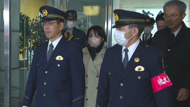 県公安委員長と県警本部長が夜の歓楽街を視察 パトロール中の警察官を激励 大分 |TBS NEWS DIG