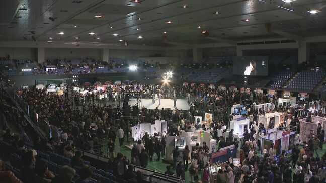 1日に5000人が来場 愛知県体育館で“日本最大規模の卒業制作展” 名古屋モード学園とHAL名古屋の学生が計280点を出展 センターステージでは在校生によるヘアメイクショーも|TBS NEWS DIG