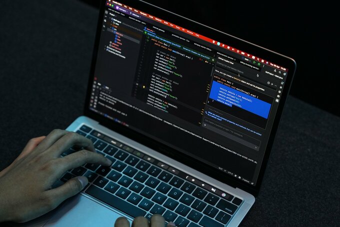 DeepMind元研究者のAI新興企業、評価額51億ドル－セコイアなど出資