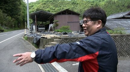 新聞配達中の男性が未明の山道をさまよう93歳の女性を発見「とっさの