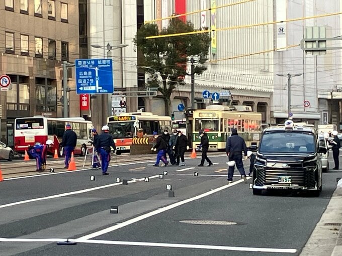 「路上に倒れている人をひいた」広島市中心部の県道で車道に倒れていた男性がひかれ死亡|TBS NEWS DIG