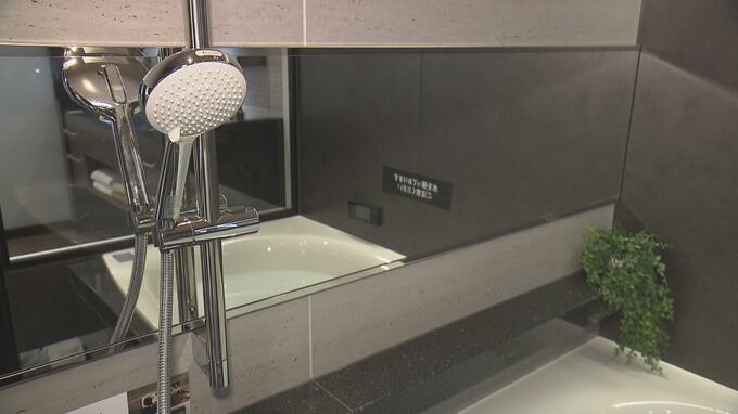 福島県民は水回り掃除好き！？　お風呂掃除の悩み解決、最新アイテムをショウルームでチェック！|TBS NEWS DIG