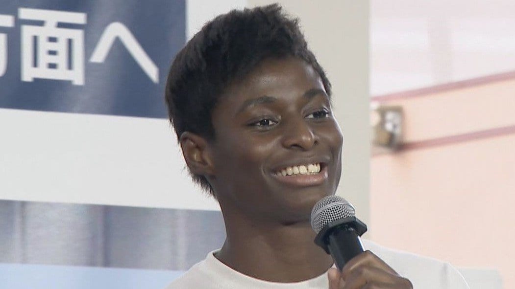 女子バスケ馬瓜エブリンが“新事業”　空港でアスリートとファンが交流