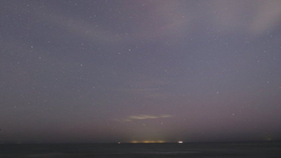 サムネイル_新潟県内でも『オーロラ』観測（12日午後8時半頃）