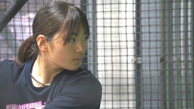 スイング＆投球スピード日本一　強肩強打の女子中学生・岩坂心珠さん　硬式野球に挑戦へ|TBS NEWS DIG