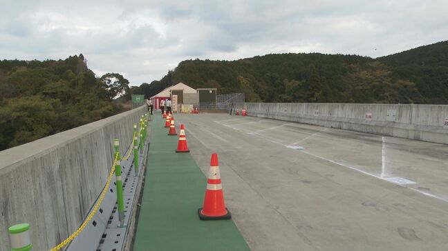 南九州西回り自動車道　熊本・鹿児島の県境がつながる　金子国交大臣「大きな一歩」|TBS NEWS DIG