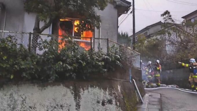 住宅１棟全焼　脱衣所で見つかった遺体は７７歳の男性と判明　|　鹿児島のニュース｜MBC NEWS｜南日本放送