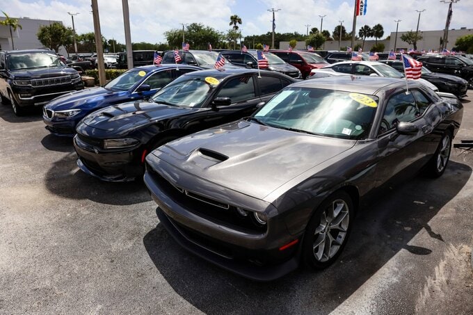 遠のくアメリカンドリーム－中古車も高嶺の花に、平均価格470万円超