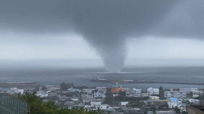 最大風速30メートルの「竜巻」だった　沖縄・伊江島で気象台が調査　ガラスが割れるなどの被害　|　沖縄のニュース｜RBC 琉球放送