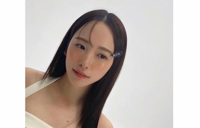 川栄李奈さん　「韓国のヘアメイクさんにピカピカにしてもらいました〜」　メイク姿に反響　「透明感が本当に素敵」|TBS NEWS DIG