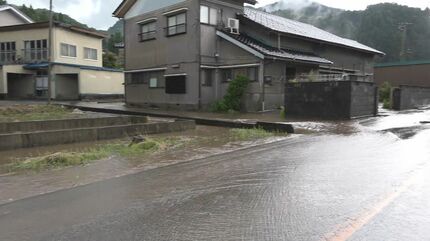 富山県上市町に「記録的短時間大雨情報」上市町小又で101ミリの雨