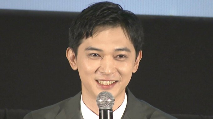【吉沢亮】“たまに言う「深み」をぜひ味わっていただきたい”　お茶と映画のコラボイベントに登壇|TBS NEWS DIG