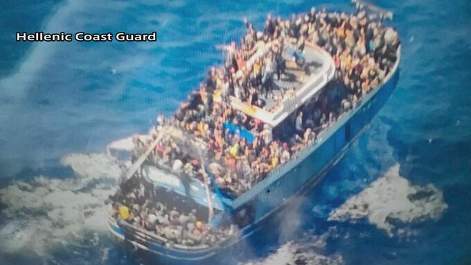 ギリシャ沖船沈没　エジプト人9人を拘束　死者は数百人増える可能性も　|TBS NEWS DIG