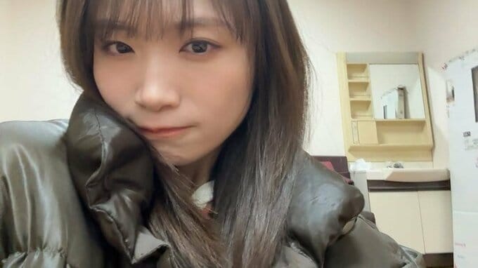 【 秋元真夏 】ワイルドな表情で「このダウンばっかり着てた」　フォロワー反響「大人カッコいい」「カッコつけてても可愛いが勝つ」|TBS NEWS DIG