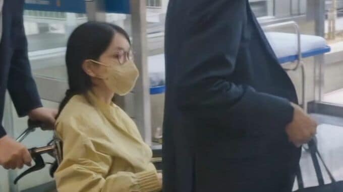 韓国 ユン・ソンニョル前大統領の夫人・金建希氏が退院　株価操作やブランド品受領などの疑惑の捜査、今後進展か|TBS NEWS DIG