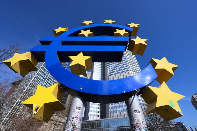 ＥＣＢホルツマン氏、政府支出増で再利上げせざるを得ない可能性指摘