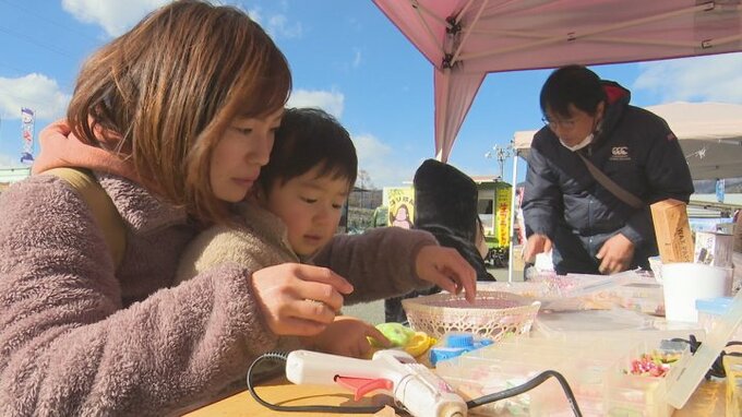 キッチンカーやワークショップなど楽しめるイベント　綿半スーパーセンター富士河口湖店で開催|TBS NEWS DIG