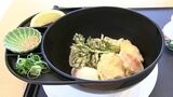 ヘルメット型のうどん鉢「つばにネギやゴマなど薬味載せ」高松道(上り)豊浜SAで期間限定メニュー販売【香川】|TBS NEWS DIG