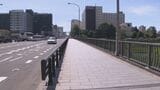 「自転車に乗りながら刃物を…」110番通報“刃物”持った自転車の男が目撃される　ドラレコにも映る　警察が注意呼びかけ　札幌・国道36号「豊平橋」付近|TBS NEWS DIG