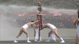 纏に向けて放水する伝統の「馬簾廻し」や「はしご乗り」も披露 消防出初式 福岡・久留米市 | 福岡のニュース|RKB NEWS|RKB毎日放送