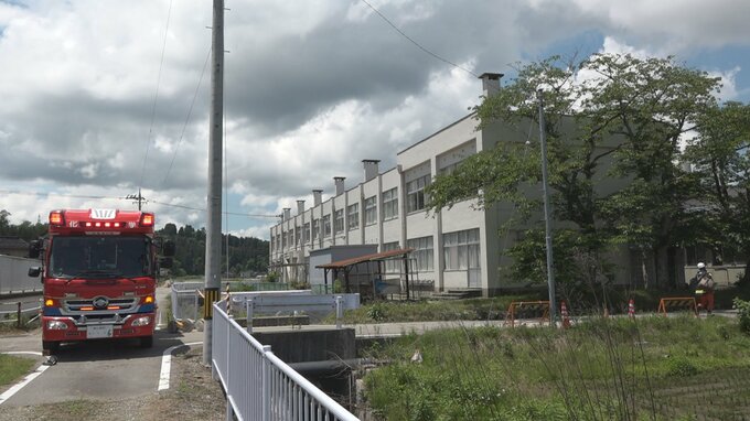 給食用アジフライを揚げているなかフライヤーから…火災報知器が鳴り　小学校は午後の授業取りやめ　富山・氷見市　|　富山のニュース｜天気・防災｜チューリップテレビ