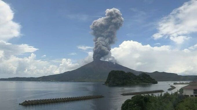 桜島「山体が膨張した状態を維持」「きのうの噴火でも収縮せず」　気象台が「解説情報」発表　鹿児島|TBS NEWS DIG