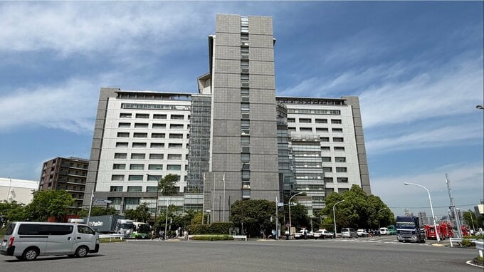 【速報】「収容者のトルコ国籍の男性が房から逃走した」東京出入国在留管理局で飛び降りようとしているか 現在職員らが本人を説得中　警視庁|TBS NEWS DIG