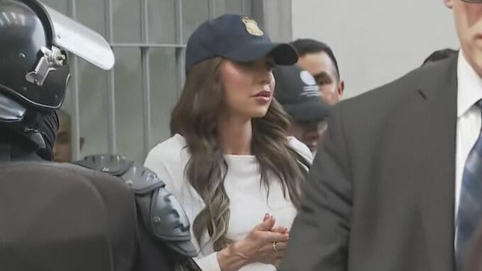 トランプ政権　不法移民の強制送還用に旅客機6機を購入へ　米紙報道　「より費用がかかる」との指摘も|TBS NEWS DIG