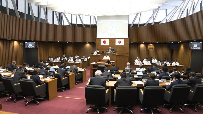 市からの補助金を飲食費に⋯市議の任意団体「議員連盟」の収支報告で明らかに　市長は「給料を減給」の追加議案を提出へ【高知市】　|　高知のニュース・天気｜KUTV NEWS | KUTVテレビ高知