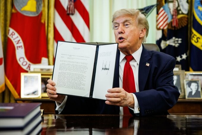 トランプ米大統領、「車を直しただけ」で有罪の6人に恩赦