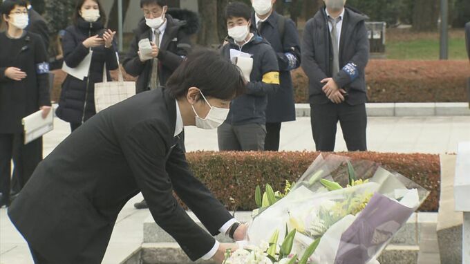 秋篠宮さまが平和公園を訪問　原爆慰霊碑に供花　動物園技術者の研究会にご出席のため来県　|　RCC NEWS | 広島ニュース | RCC中国放送