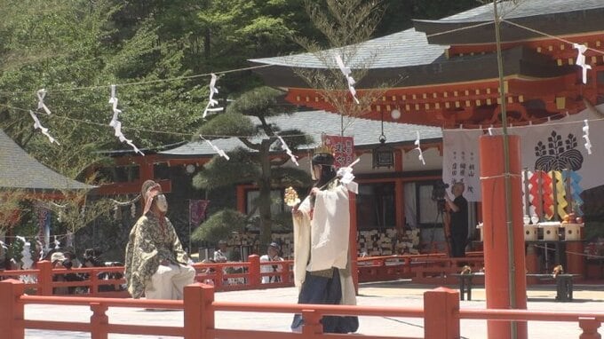 金櫻神社で伝統の太々神楽披露　30年ぶりに「天照大神の舞」も復活|TBS NEWS DIG
