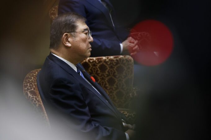 石破首相が早期の訪米検討、日本の対応「パッケージ」で提示へ
