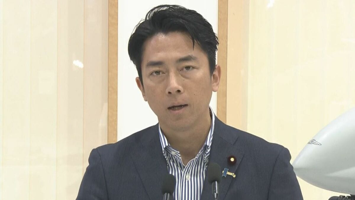 小泉防衛大臣が名古屋のドローン企業視察 ｢これまで侵略してくる敵に対する攻撃用のものがなかった｣ 手りゅう弾や爆弾が搭載される機体も展示