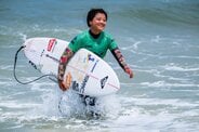 サーフィンの18歳・池田美来、地元静岡の海で今季初戦に挑む　アジア大会＆ロス五輪へ「レベルアップする大切なステップ」|TBS NEWS DIG