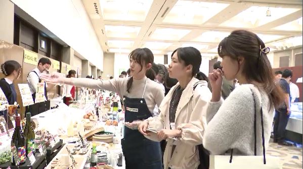 人手不足に対応する調理済み食品に熱い視線　冬の観光シーズン前におもてなし食材の展示会|TBS NEWS DIG