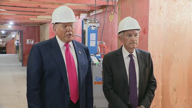 トランプ大統領がFRB本部を異例の訪問「金利が最後の小さな障害」視察中も持論主張 政策金利引き下げめぐり対立しているパウエル議長と視察|TBS NEWS DIG