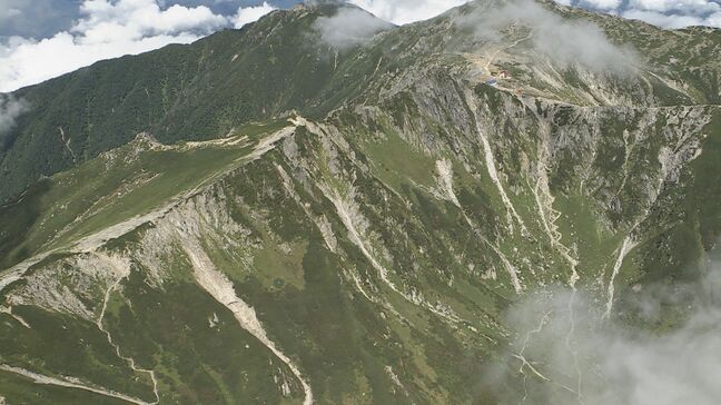 道に迷って沢登りのルートに「疲れて動けなくなった」57歳の会社員と22歳の大学生の親子を救助 ともにけがなし 長野・中央アルプス・宝剣岳 |TBS NEWS DIG