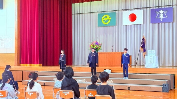 「目を閉じると浮かび上がってくる数々の思い出」公立小学校のトップを切って滝沢市の小学校など3校で卒業式　岩手|TBS NEWS DIG