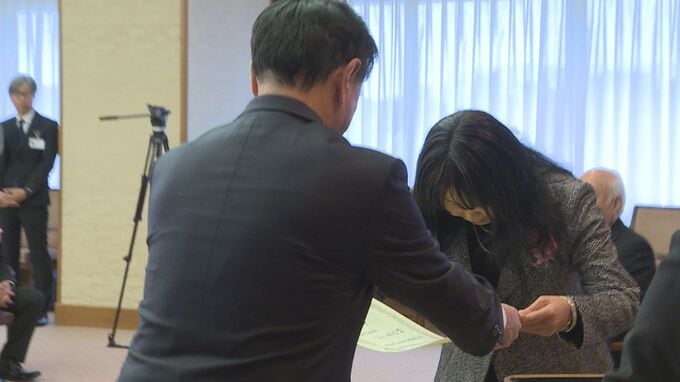 文化振興の功績たたえる「県文化功労賞」今年度は９人と１団体が受賞（山口県）|TBS NEWS DIG