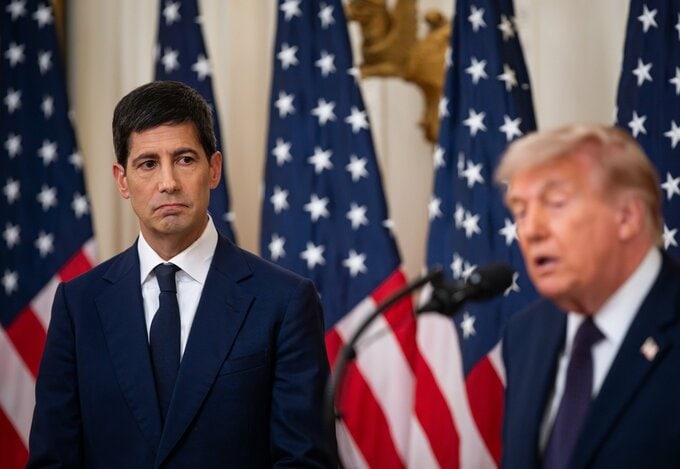 ウォーシュFRB議長、利上げ見込む債券市場とトランプ氏の板挟みに
