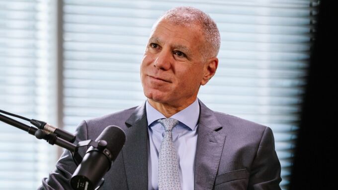 HSBC、共同管理体制を廃止－意思決定の責任が曖昧だったとCEO